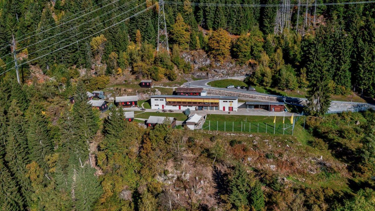 Touring Club Svizzero - Sezione Ticino Hostel Quinto Kültér fotó